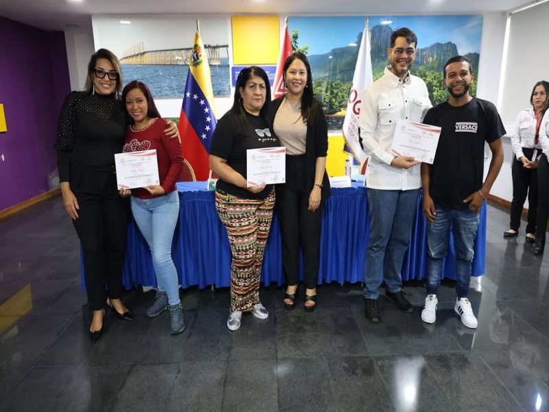 Sogatur y Fonpyme entregan certificados a emprendedores turísticos